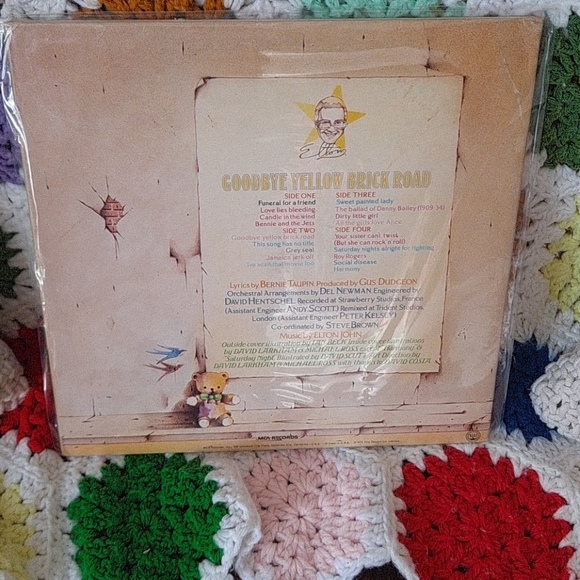 Goodbye Yellow Brick Road - Picture 3 of 3